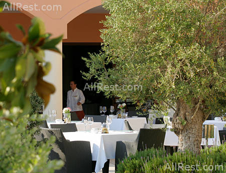 Aphrodite Hills Resort 19